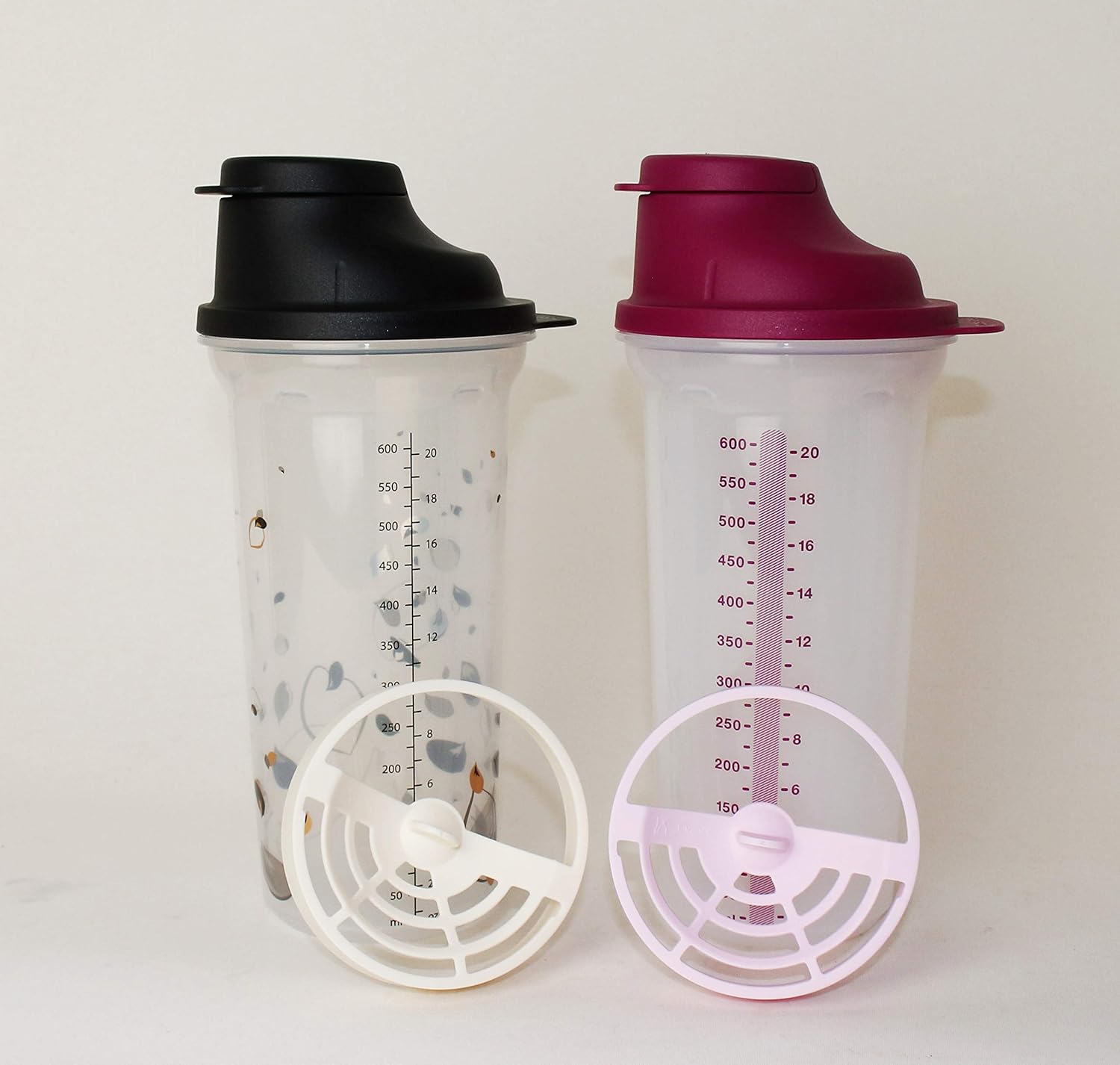 TUPPERWARE ShakeIt Shaker 600ml Beere + 600ml Schwarz + Mini Trichter