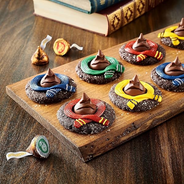 HERSHEY’S HARRY POTTER MILK CHOCOLATE VARIETY PACK, GIFT BOX, INDIVIDUALLY WRAPPED, 30.33 OZ (AMAZON EXCLUSIVE)