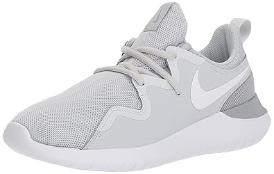 nike tessen price