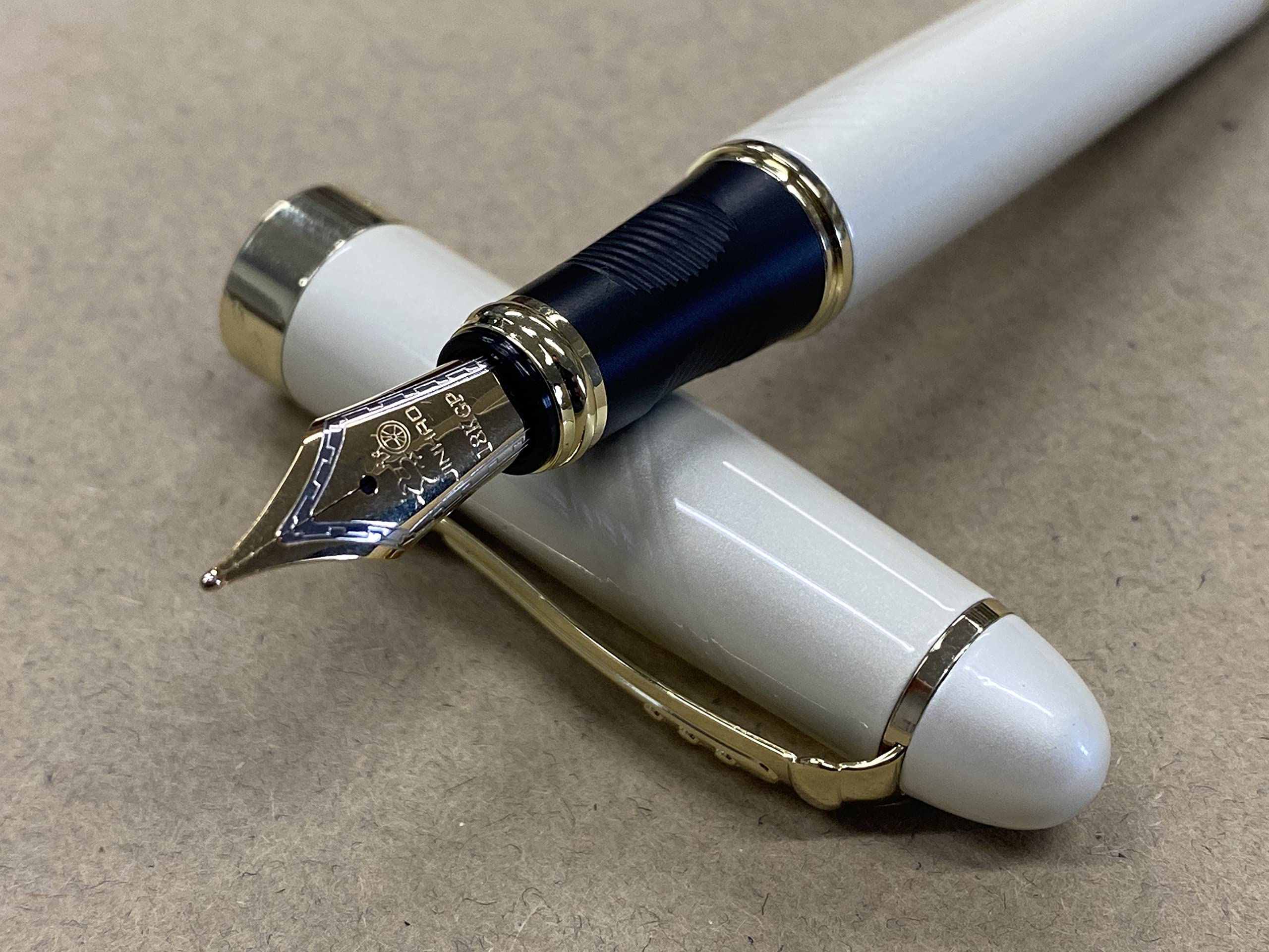 Jinhao x450 Fountain Pen 0.5mm Medium-Fine Nib by Rhapsody Ink Pens (Ivory-Spiral)