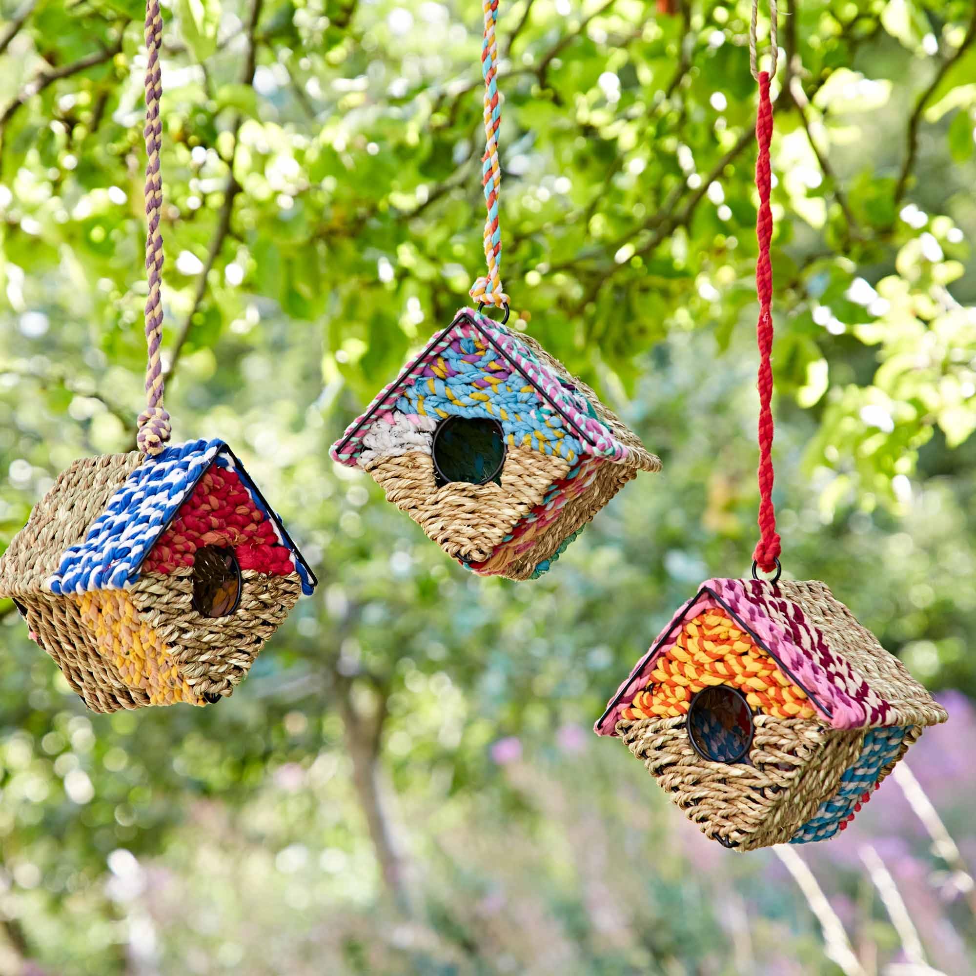 Diamond Recycled Cotton Birdhouse - Handmade Bird Nester/Nest Box - Fair Trade Artisan - Recycled Metal, Cotton and Jute