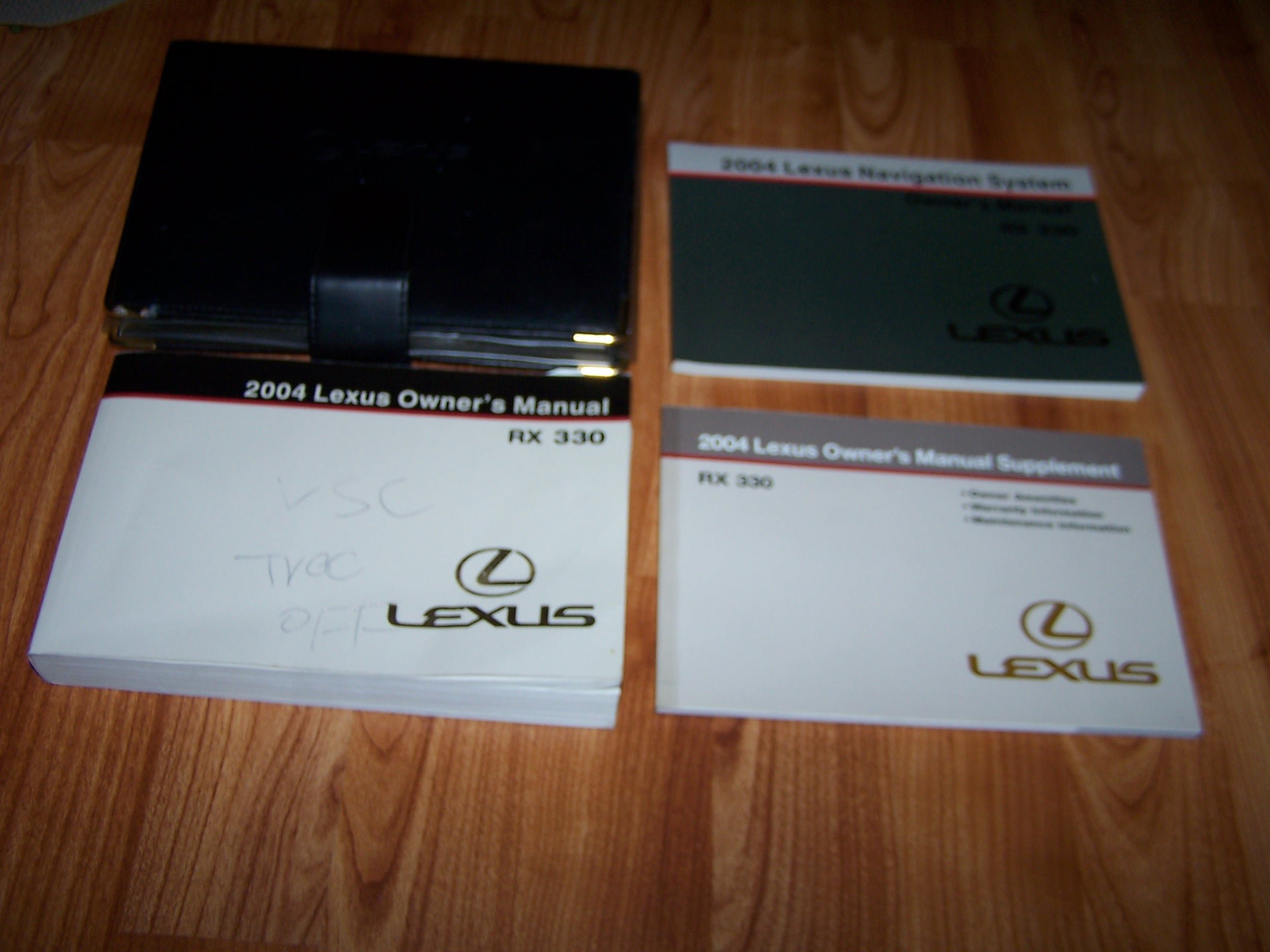 2004 Lexus RX 330 Owners Manual Original Paperback – 2004