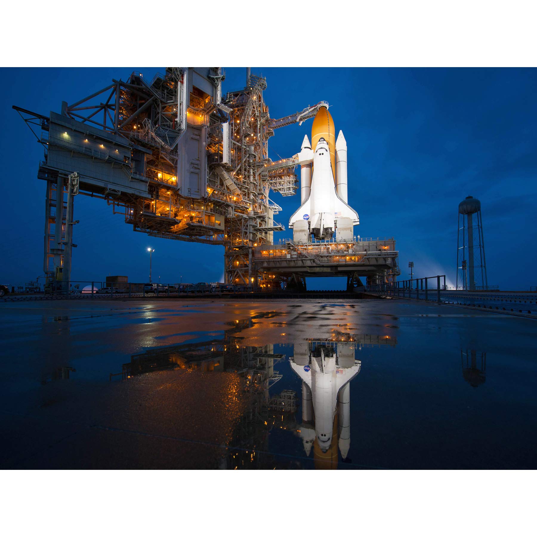 Artery8 Space Shuttle Sts135 Launch Pad Photograph Premium Wall Art Canvas Print 18X24 Inch