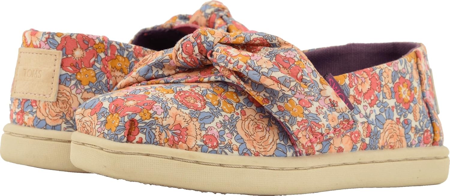 toms bow flats