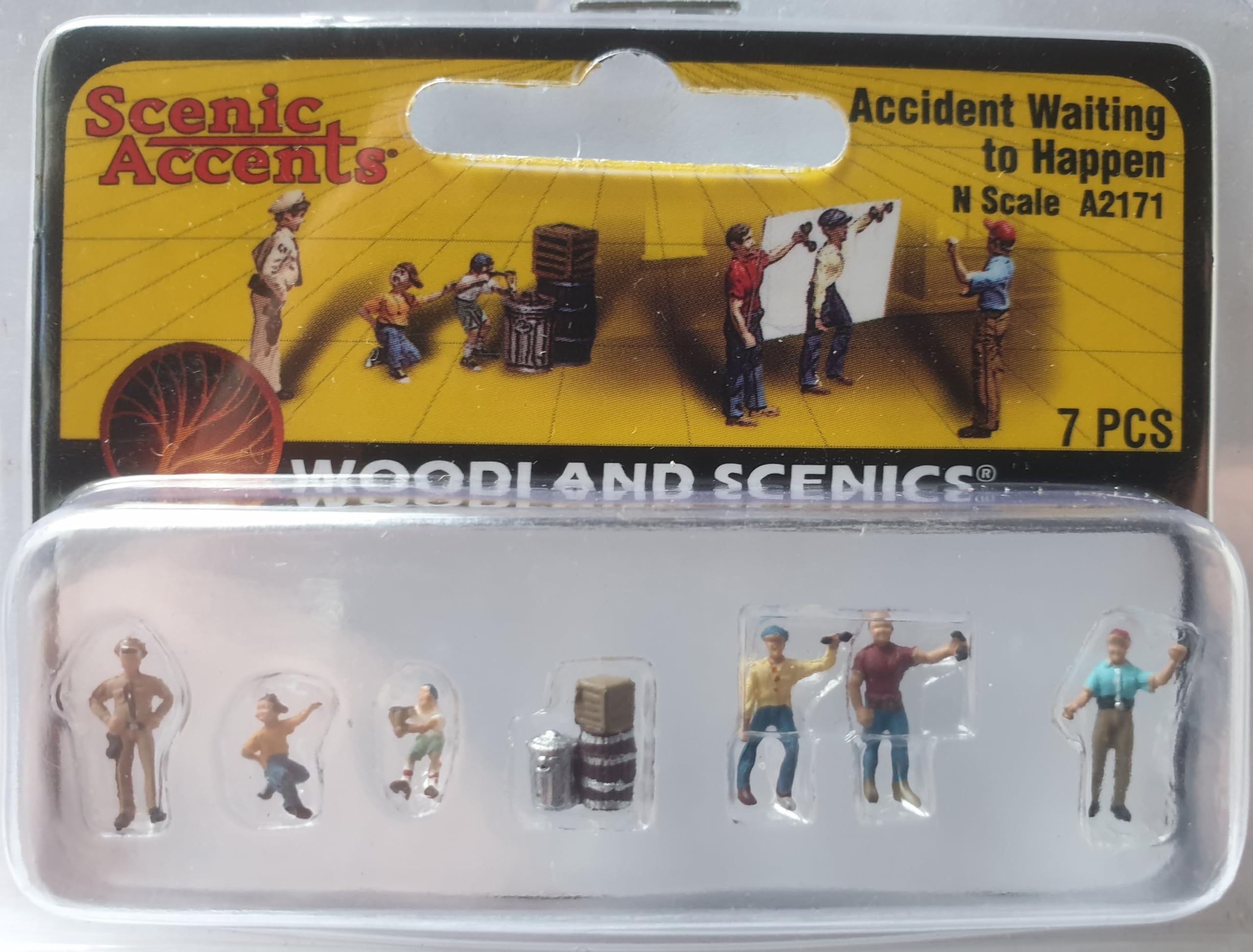 Woodland Scenics A2171 Children with Slingshot Glass Panel Glasser Policeman Figures Scale N 1:160 Accident