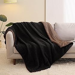 Exclusivo Mezcla Reversible Sherpa Fleece Throw