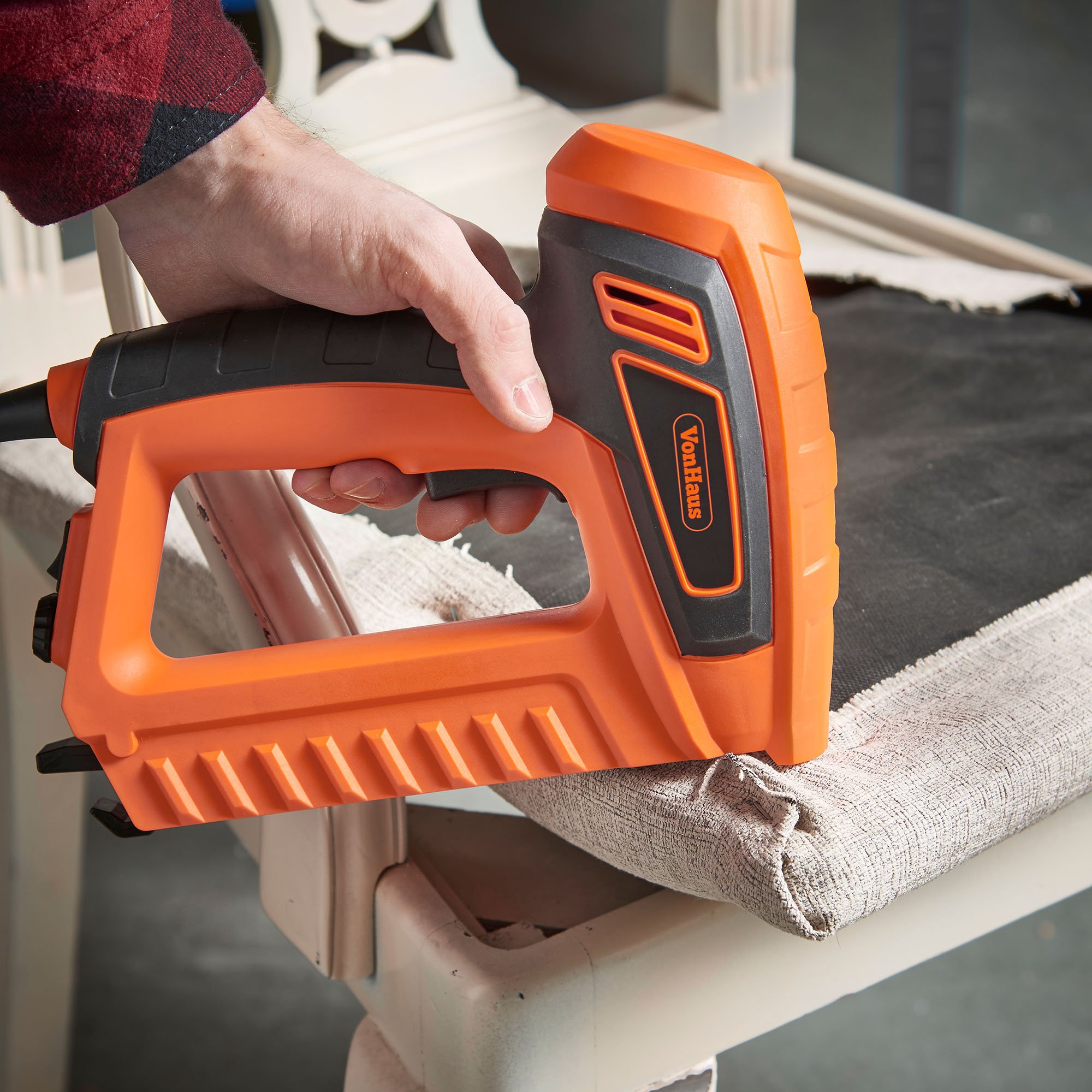 VonHaus 18Gauge 2 In 1 Electric Brad Nailer and Stapler Gun Kit