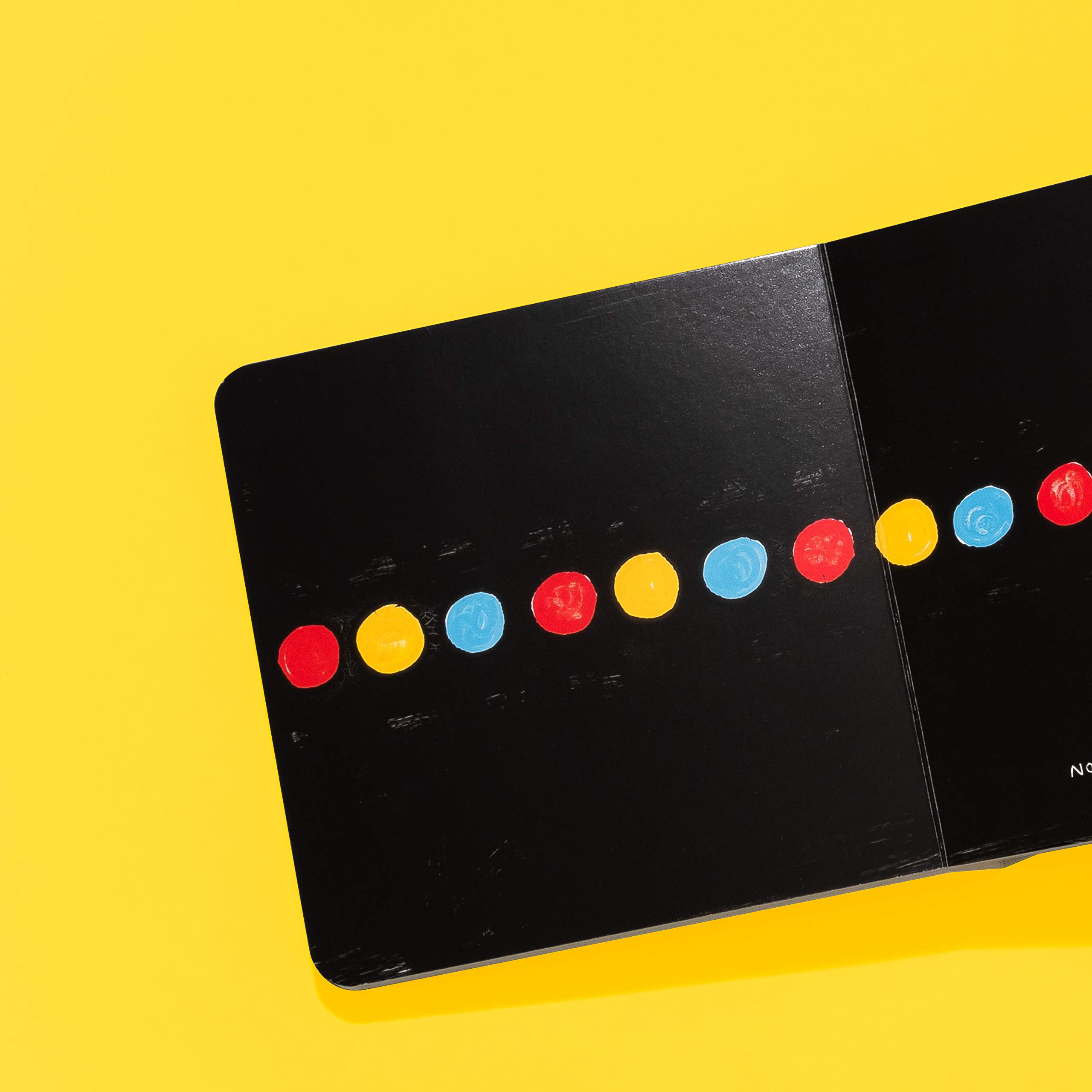 Press Here: Board Book Edition (Herve Tullet)