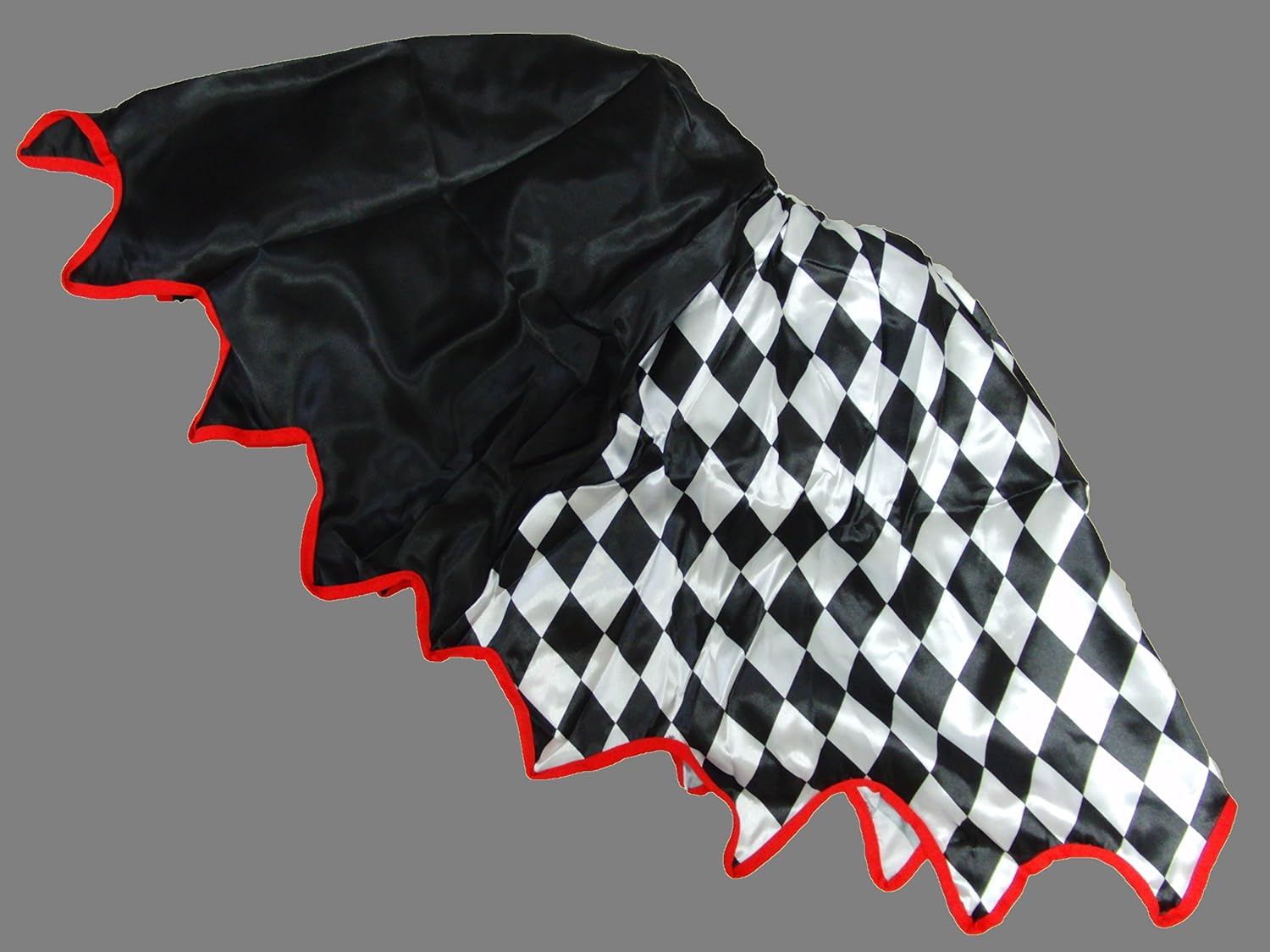 Amazon Co Jp 黒白 ピエロ 男 女 ハロウィン 仮装 パーティー コスプレ 衣装 大人用 S M L 兼用 黒 白 柄 女性 スポーツ アウトドア