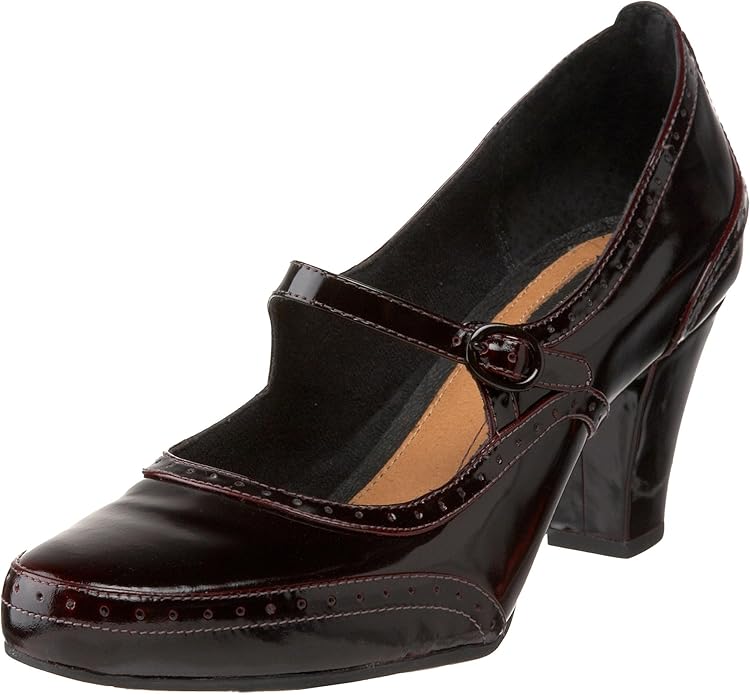 Amazon.com | Clarks Women's Diamond Shine Mary Jane Pump | Pumps