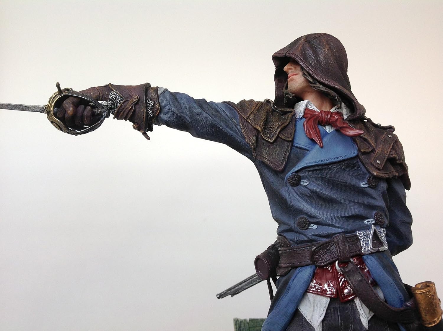上質で快適 輸入品 未使用 アサシンクリードユニティ置物 アルノ フィアレスアサシン Assassin S Creed Unity Figurine Arno The Fearless Assassin 在庫限り Cjaybrands Co Ke
