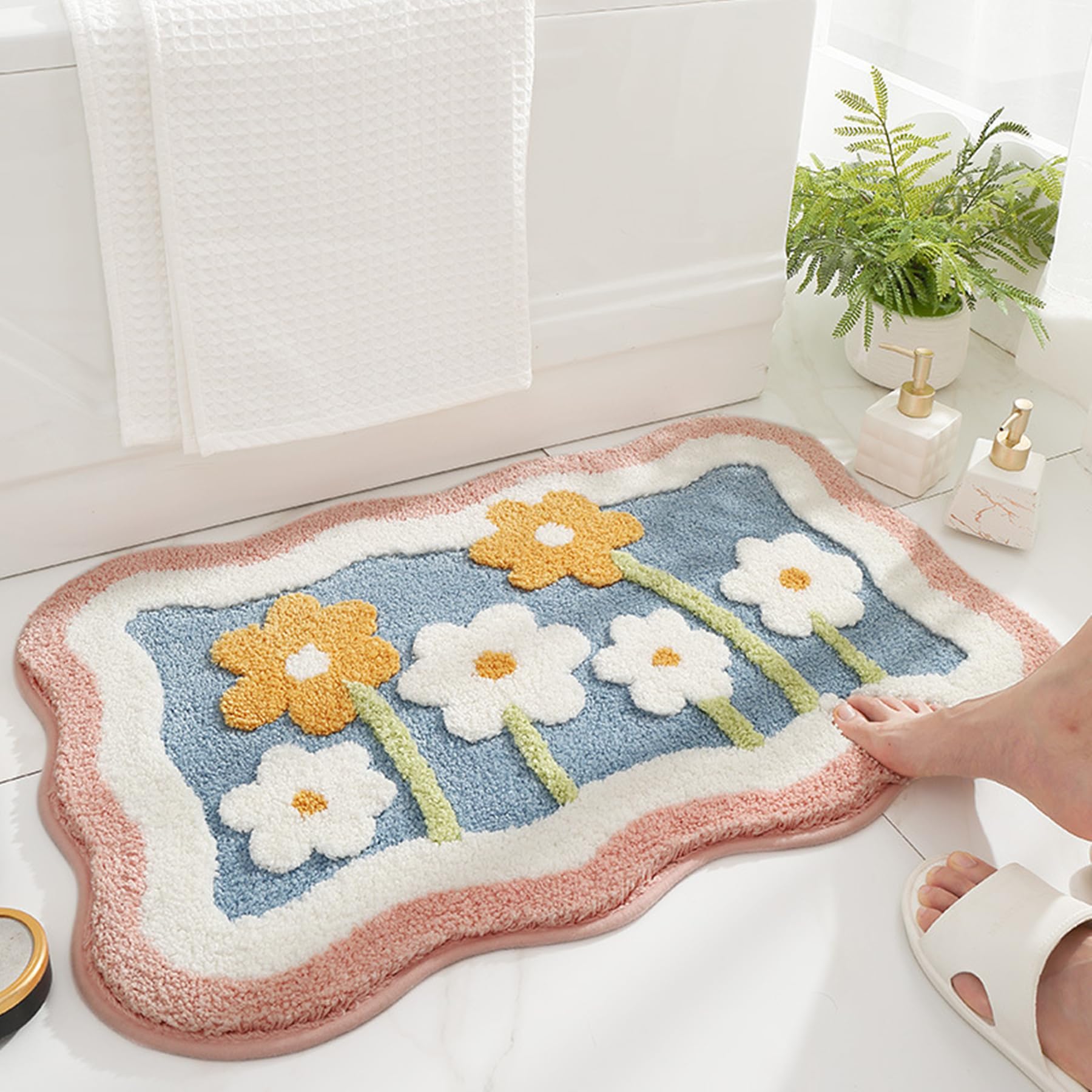 Trlyane Non-Slip Bathroom Rug 50x80cm, 3D Flower Bath Mat, Microfiber Bathroom Carpet, Super Absorbent, Soft Shower Mat, Machine Washable for Bathroom/Living Room/Kitchen/Bedroom Indoor Floor