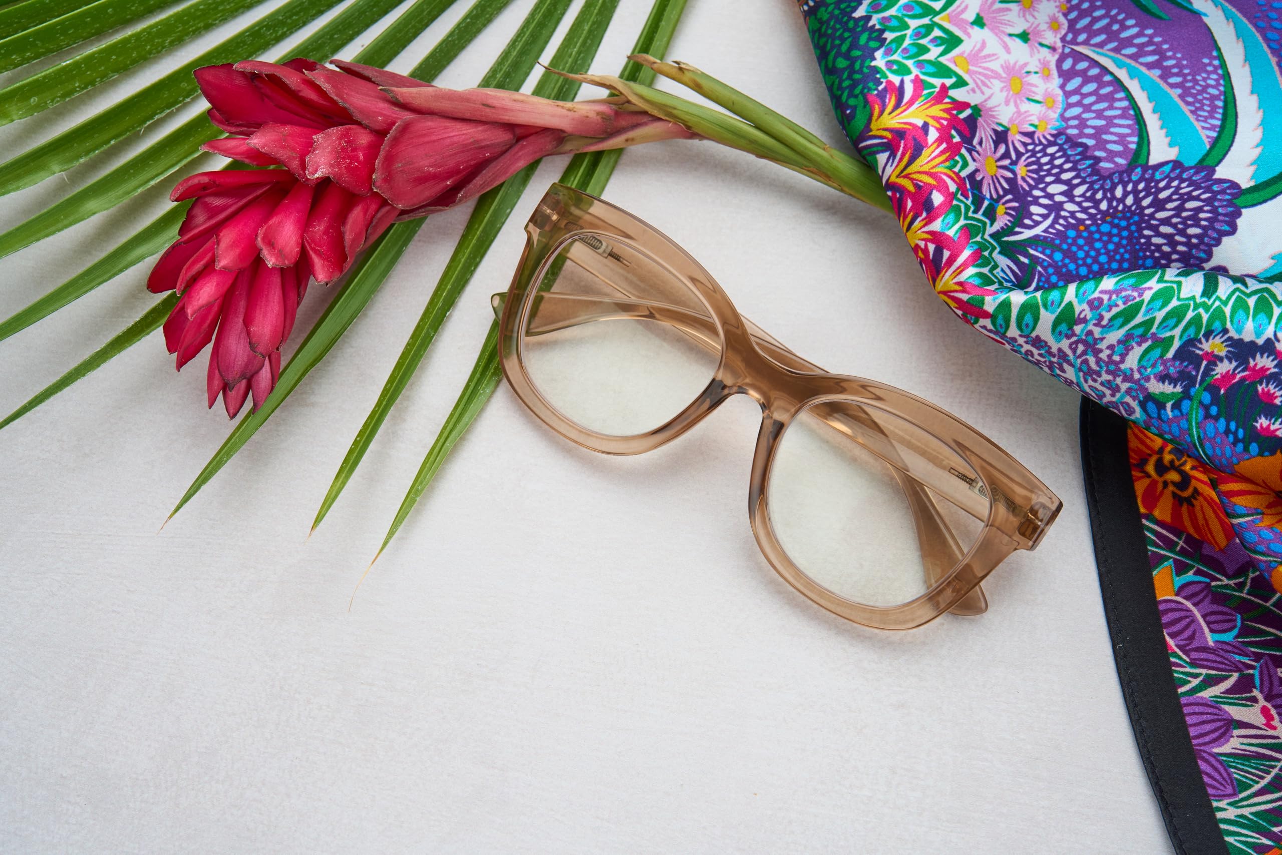 Peepers by PeeperSpecs Center Stage Focus - Tan +3.00