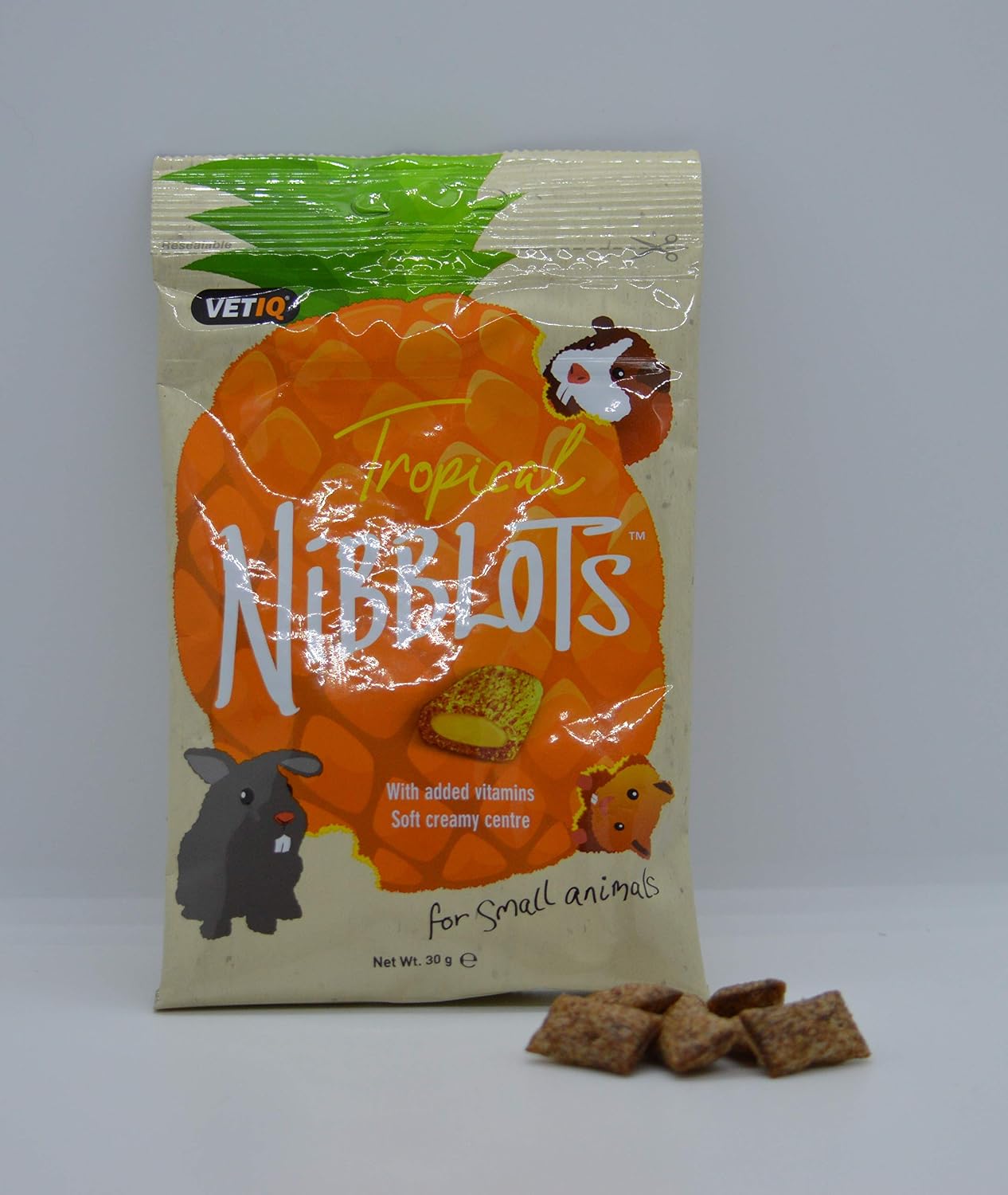 VETIQ Tropical Nibblots for Small Animals Tasty Treats with Added Vitamins & a Soft Creamy Centre, Beneficial for Skin & Coat - Image 3