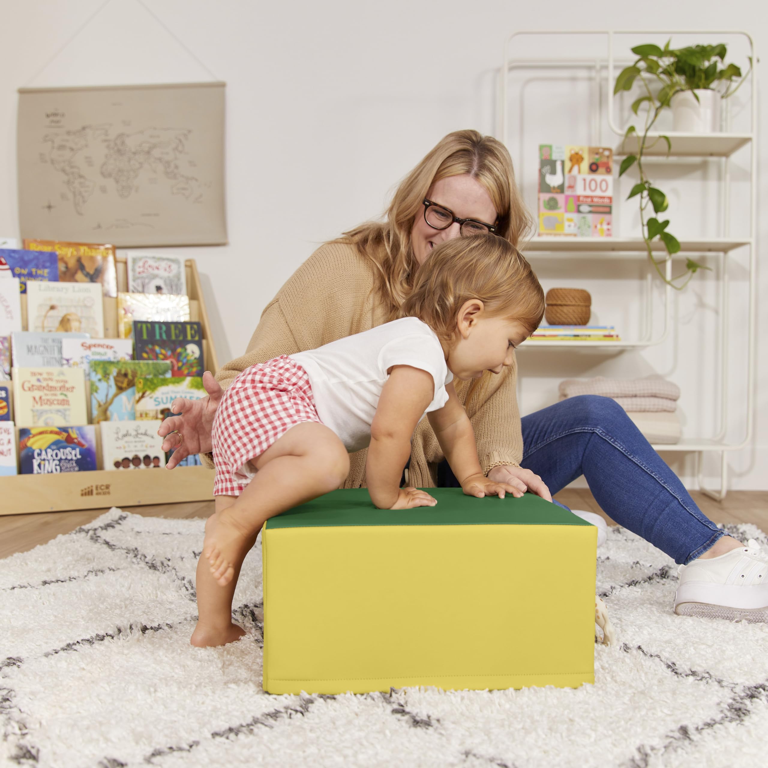 ECR4Kids SoftZone Junior Pedestal, Beginner Playset, Assorted