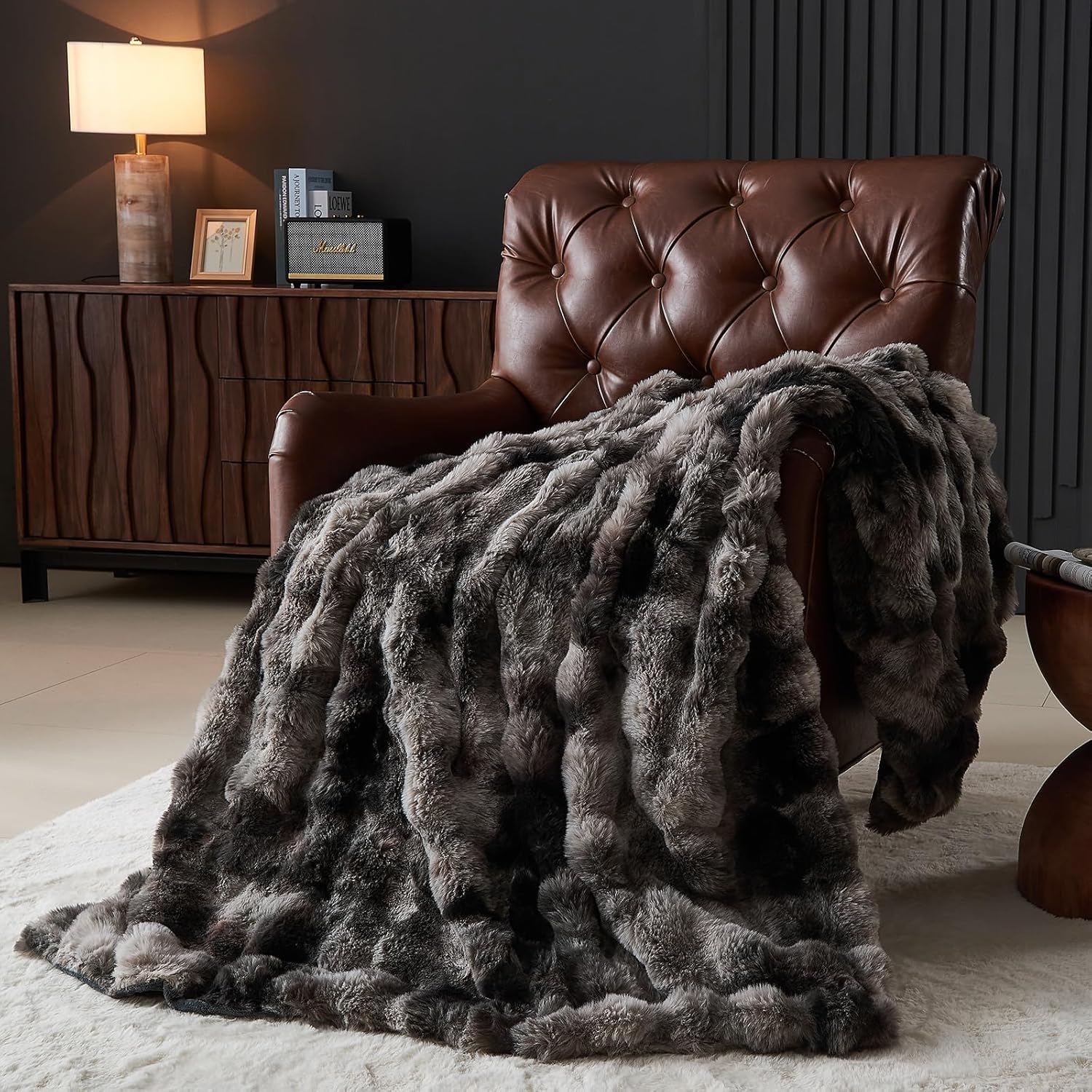 Wajade Luxury Fluffy Rabbit Fur Throw Blanket Super Soft Faux Fur Blanket Warm Fuzzy Large Blanket for Bed Couch Car Cozy,Ombre Dark Gray 127x153CM