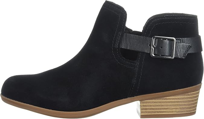 clarks women's addiy carisa ankle boot