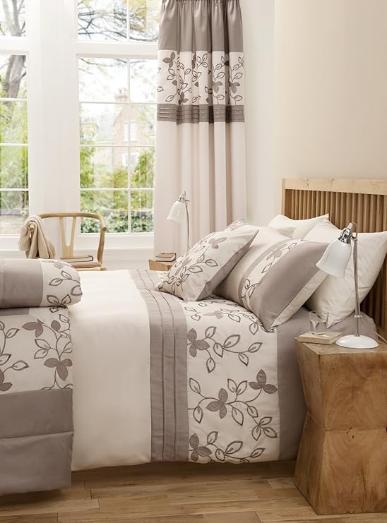 Catherine Lansfield Natural Leaf King Size Quilt Set, Natural Amazon