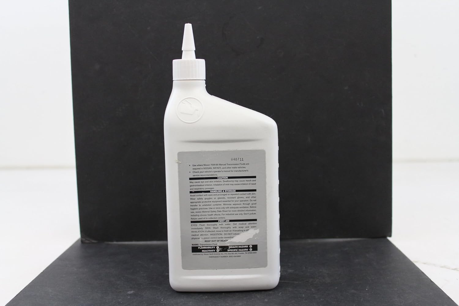 Amazon.com: Genuine Nissan Fluid 999MP-MTF00NP 75W-85 Manual Transmission  Fluid: Automotive