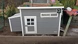 Kerbl ECO-Katzenhaus „Eli", ECO-Recyclingmaterial, 60 % Kunststoff / 40 % Holz, Aufklappbares