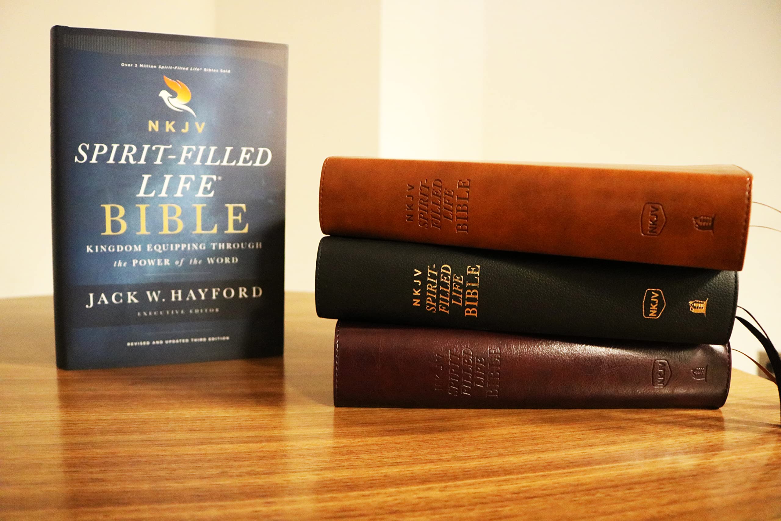 NKJV, Spirit-Filled Life Bible, Third Edition, Hardcover, Red Letter, Comfort Print: Kingdom Equipping Through the Power of the Word