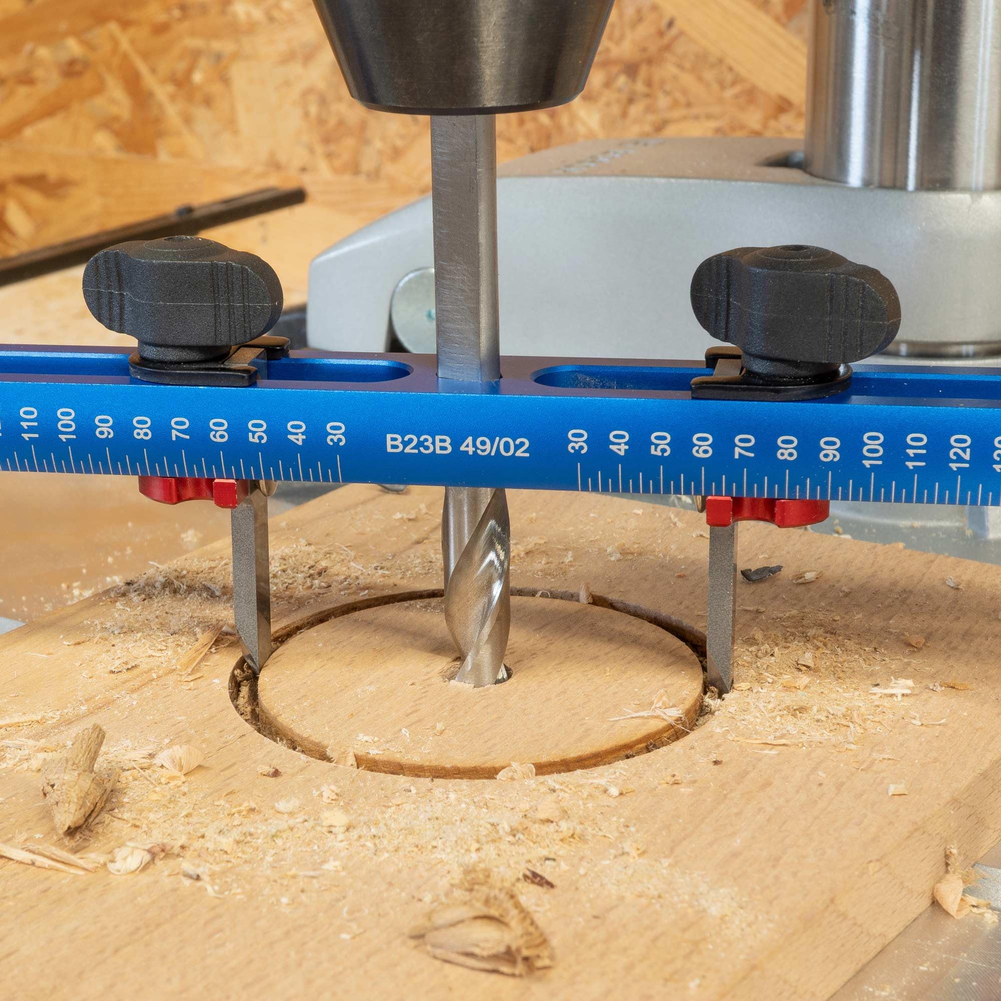 ENT 94000 Kreisschneider Ø 30–150 mm – Verstellbarer Lochbohrer für Holz, MDF & Spanplatten | Präzise Kreisausschnitte & Kreisscheiben | HW-Klingen, höhenverstellbarer Bohrer, 8 mm Schaft 2