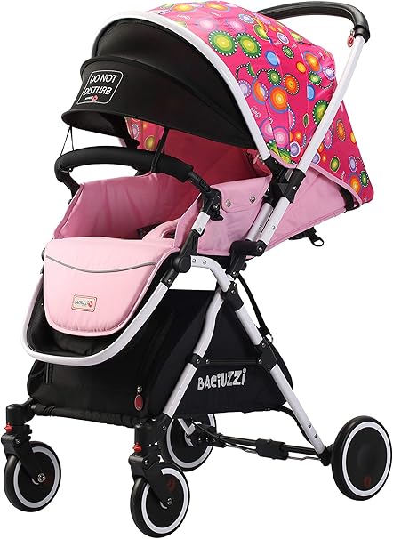 poussette bebe face a maman