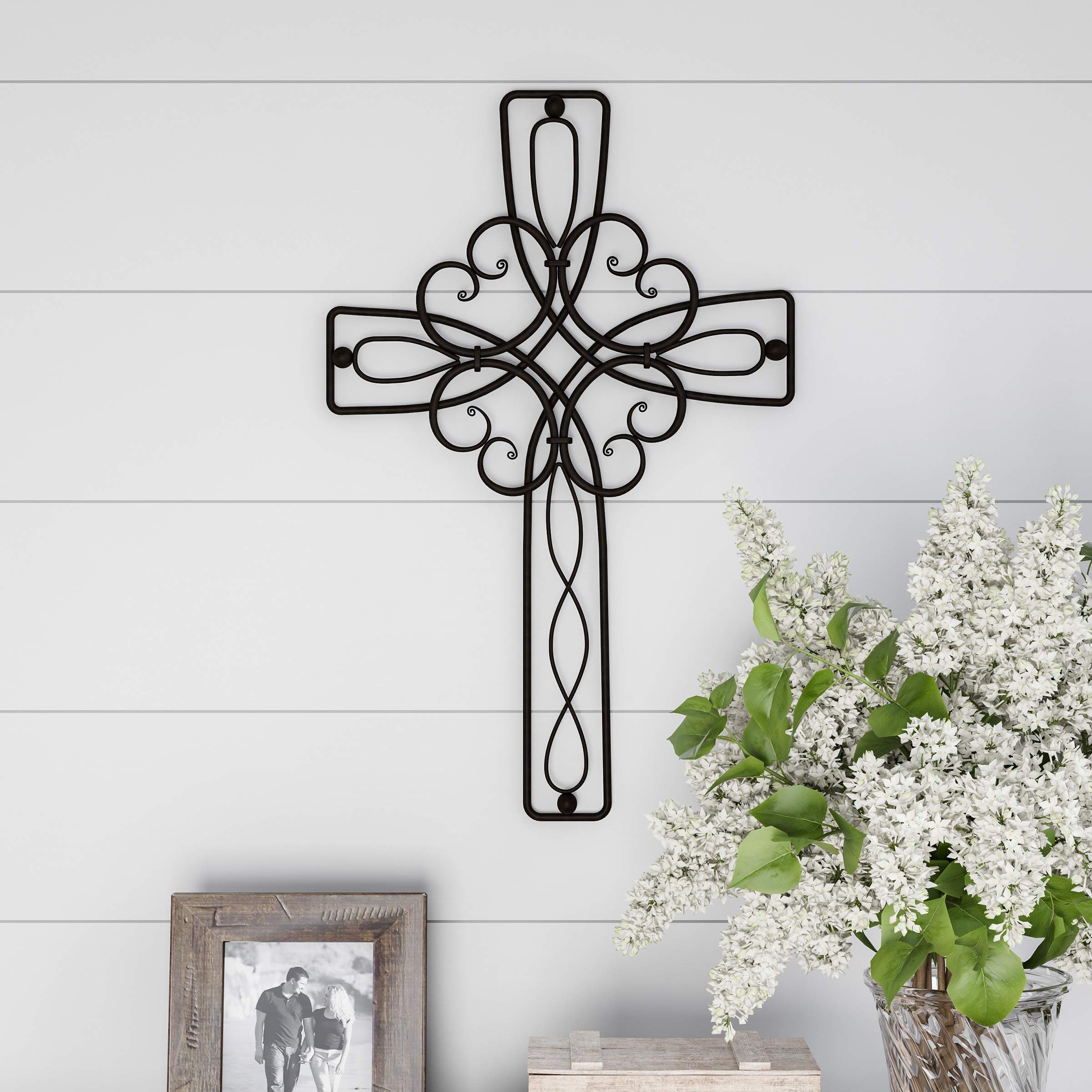 Lavish Home Handmade Short Flat White Mango Wood Vase Metal Cross Floral Scroll Design-Rustic Handcrafted Religious Wall Art for Decor in Living Room, Bedroom