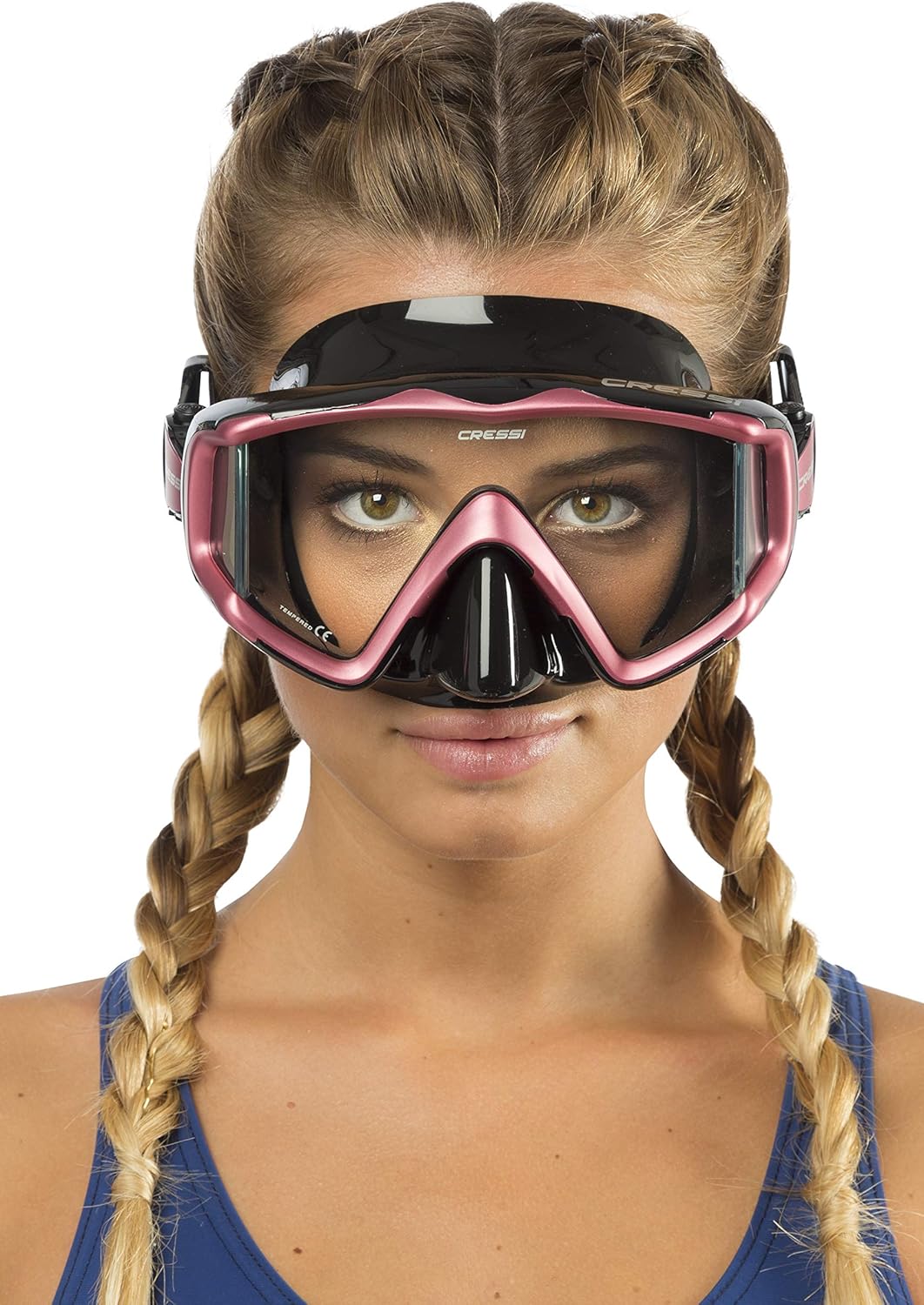 Pin By Luis Aqualatinas On Cressi Mask Scuba Girl Wetsuit Girl Snorkel Mask