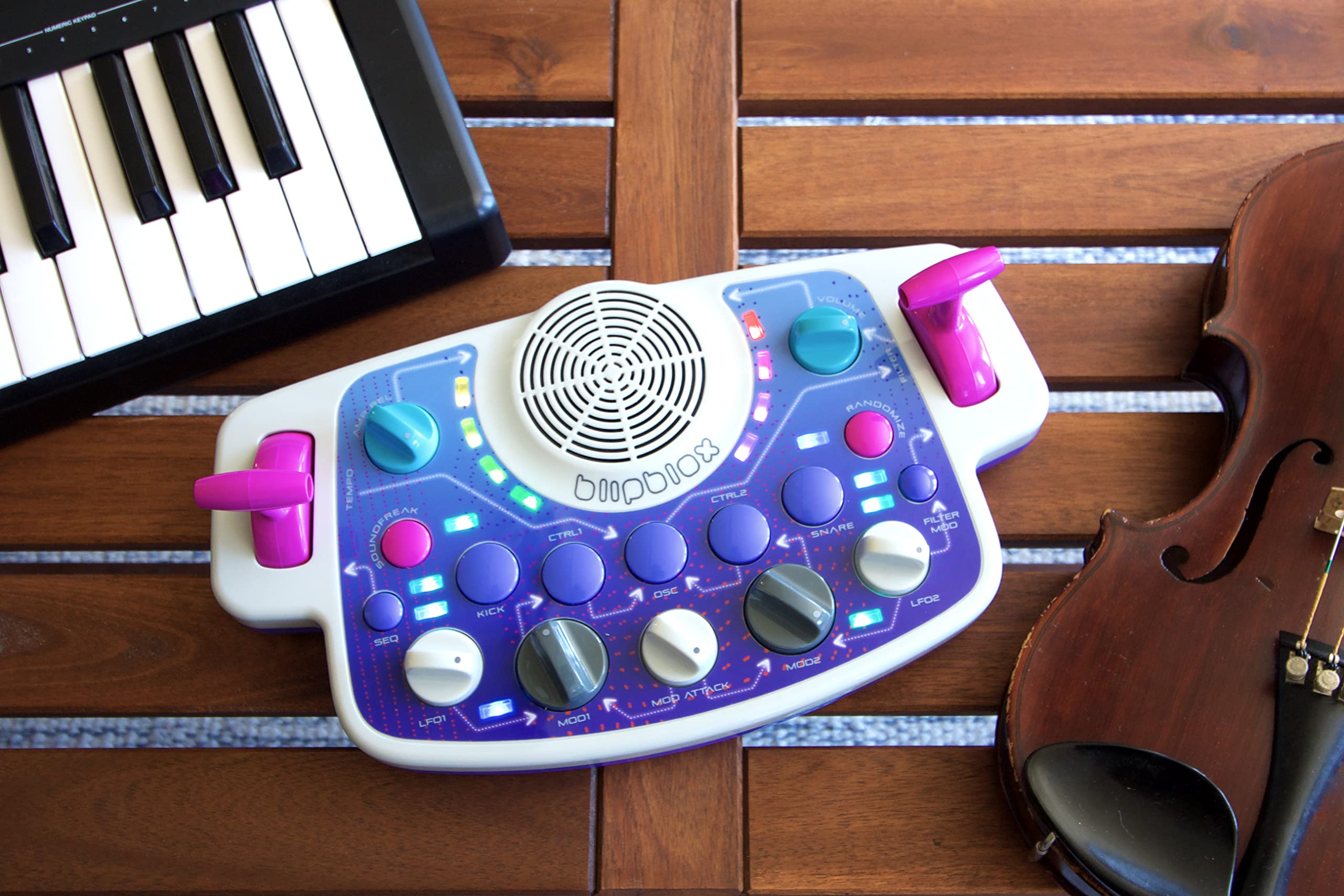 Blipblox SK2 Synthesizers - Fun Electronic Music