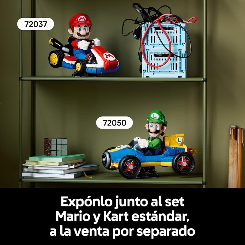 Mario Kart: Luigi y Mach 8 - Figura Articulada de Personaje de Nintendo Super Mario y Maqueta de Coche para Adultos - Merchandising Coleccionable - Regalo para Gamers y Fans - 72050 — foto 7 de 8