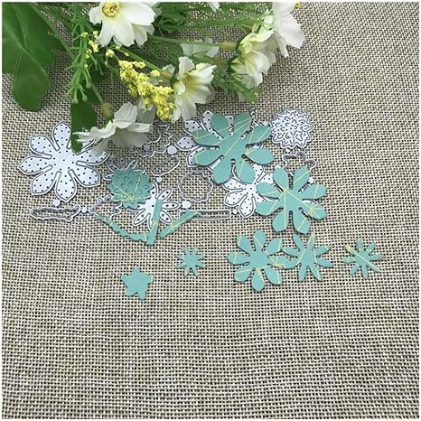 Amazon Co Jp Maoding クリスマスの花葉金属切削は ステンシルスクラップブックフォトアルバムカード紙エンボスクラフトパンチステンシルダイスダイス ホーム キッチン