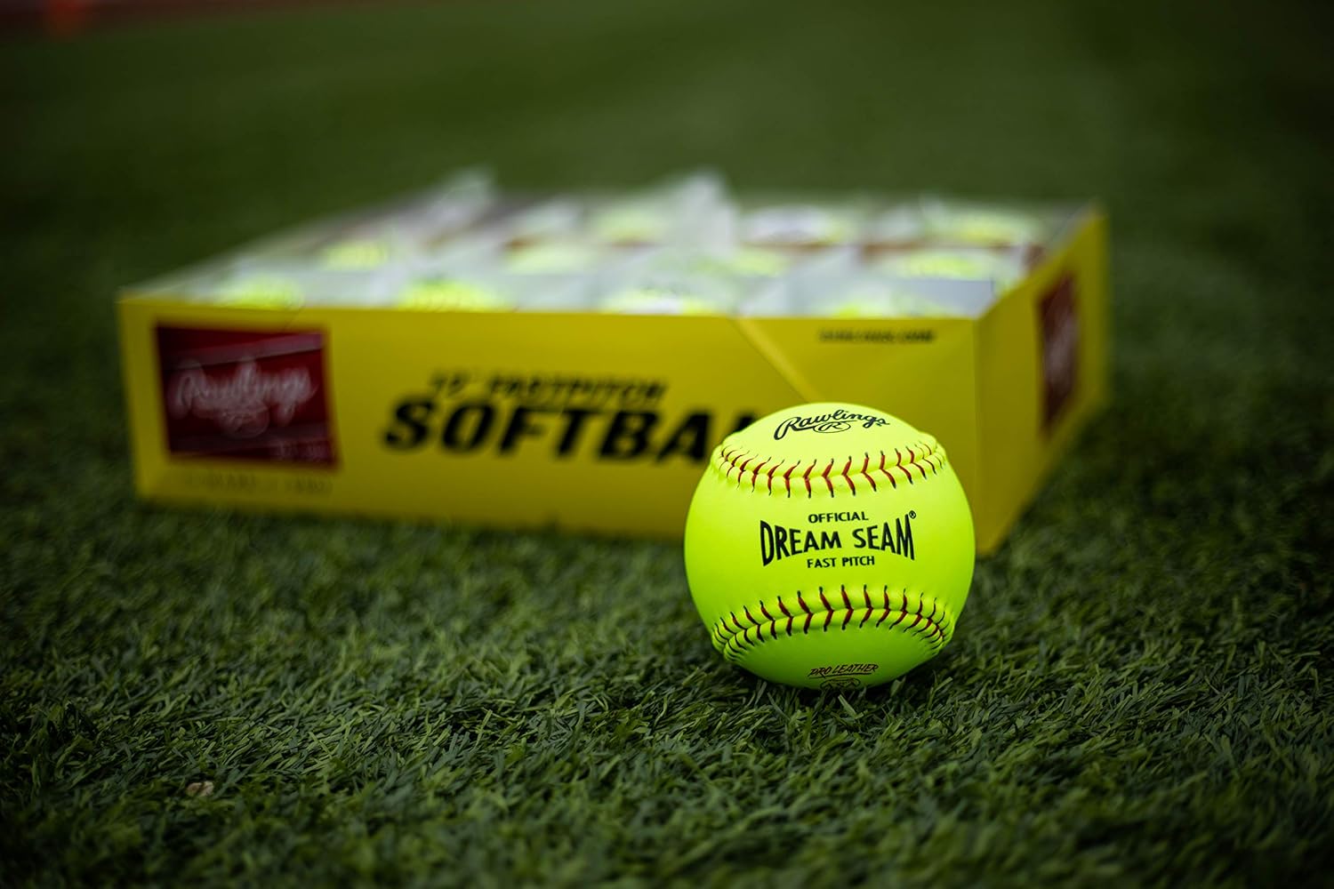 Rawlings Sporting Goods C12RYLAH Official ASA Dream Seam Fast Pitch Softballs (One Dozen), Yellow, Size 12 : Sports & Outdoors