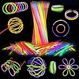 Attikee 840 PCS Glow Sticks Bulk, Glow Party Favors, 8 Inch 7 Colors 400PCS Glow Sticks & 440PCS Connectors for Eyeglasses Ba