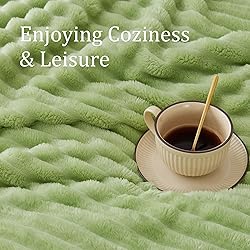 BEDELITE Sage Green Throw Blanket for Couch