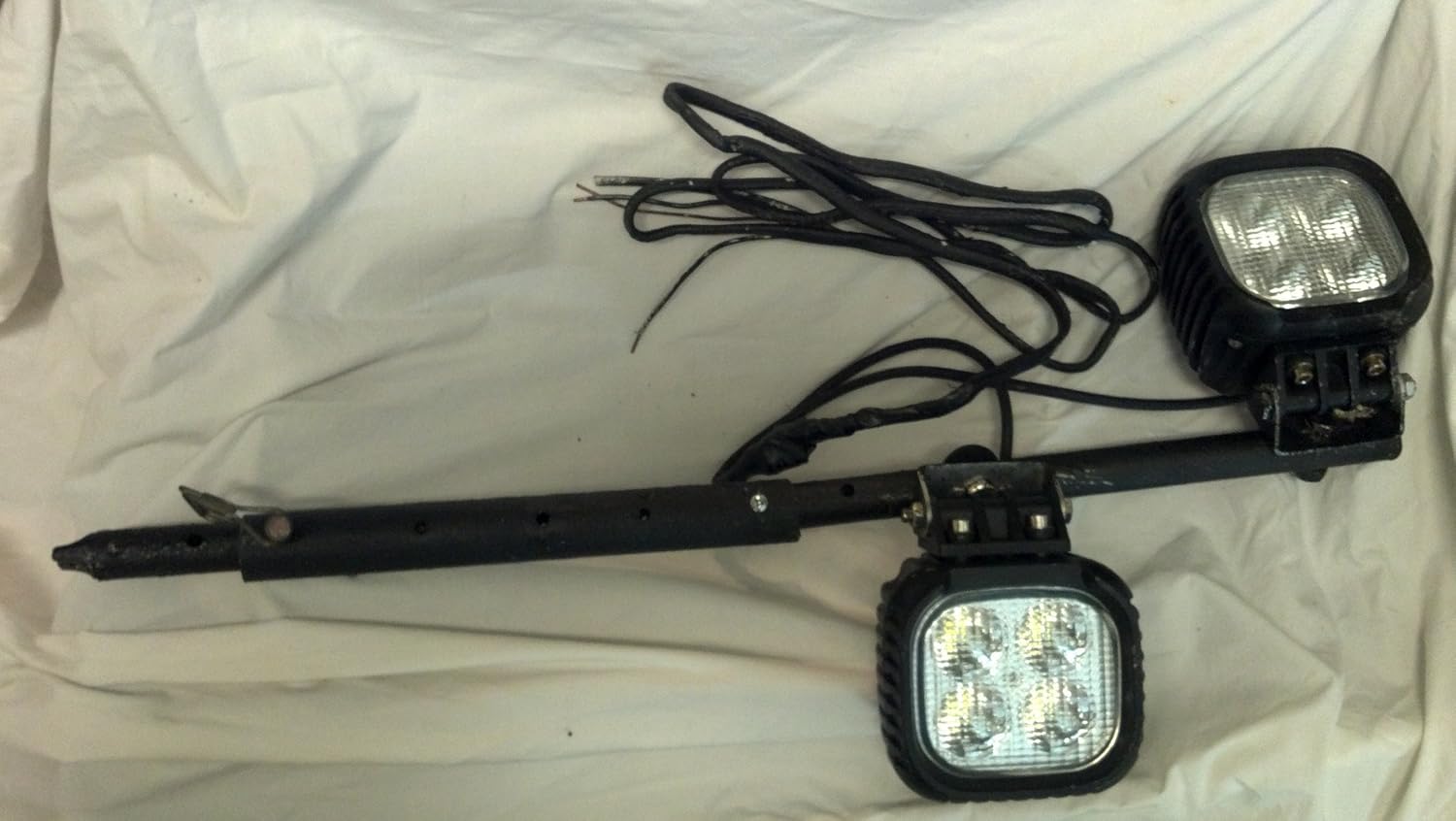 LIGHTNING BOLT POSEIDON FLOUNDER GIGGING BOAT LIGHTS AND MOUNT Night