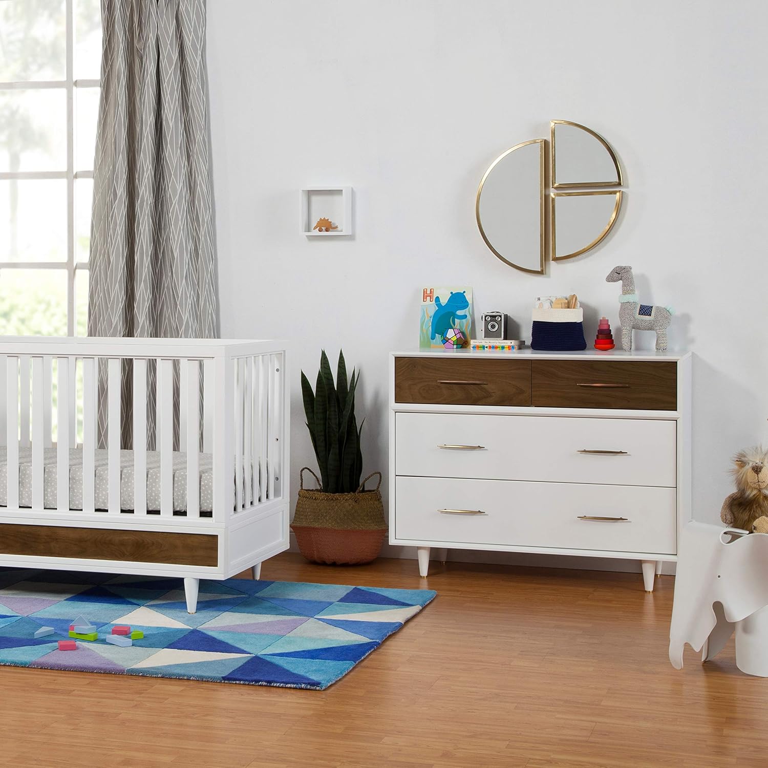 eero dresser