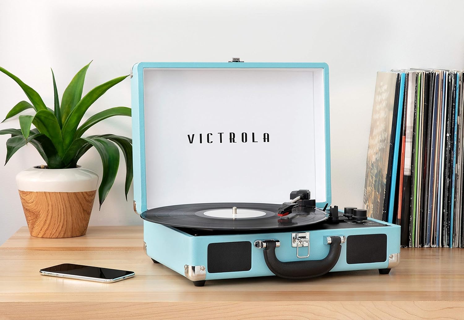 STYLECASTER | Tech Gifts 2020 STYLECASTER | Tech Gifts 2020