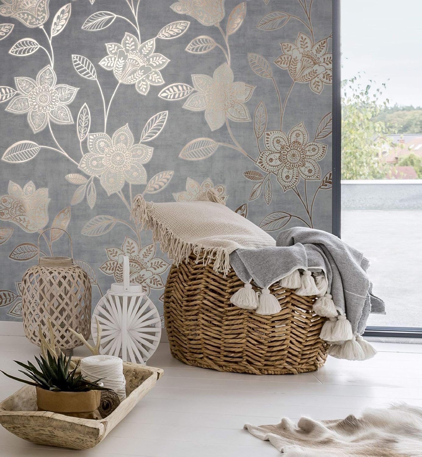 Super fresco Grey Fiorella Suede textured Floral Wallpaper Amazon.co