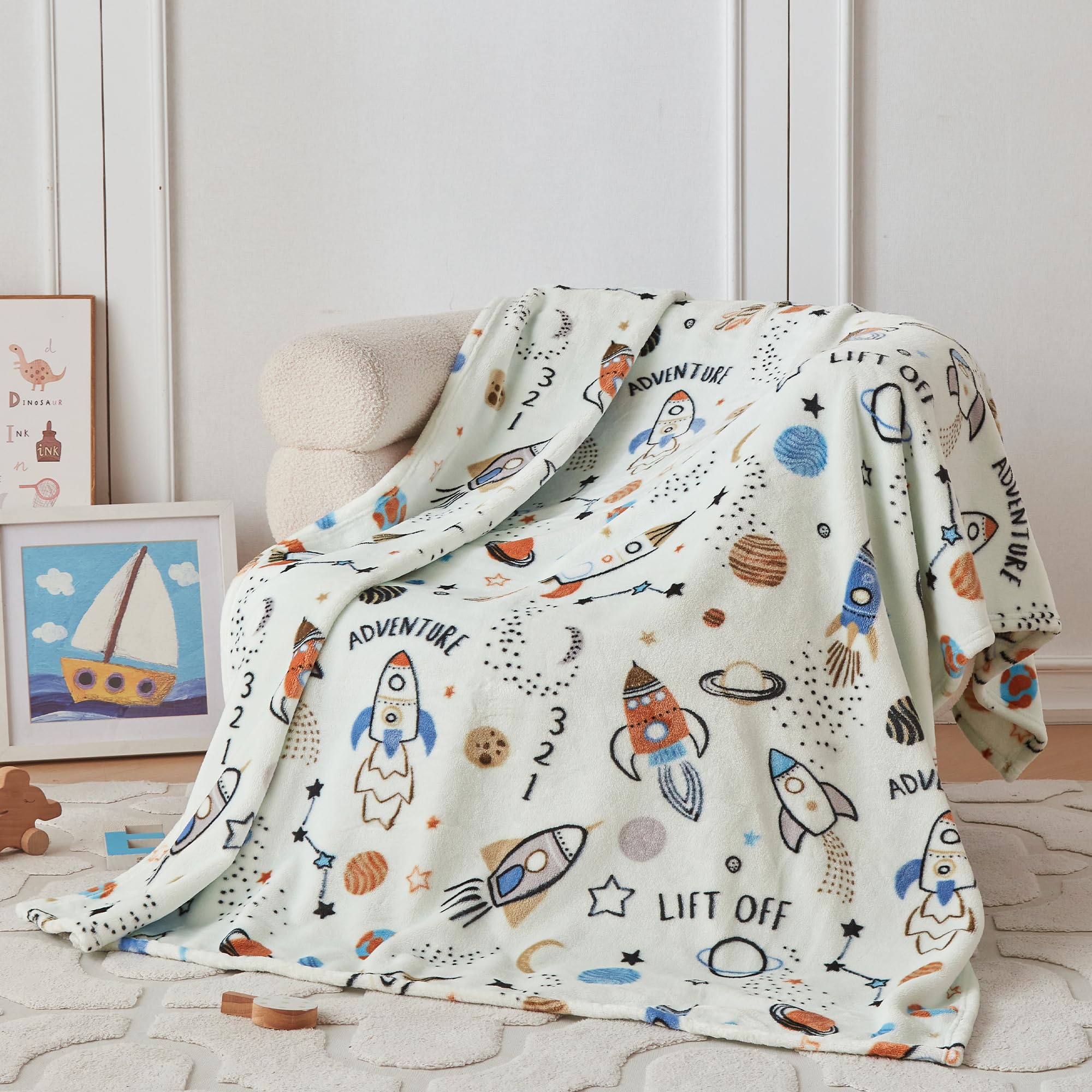 Photo 1 of COOVA Kids Throw Blanket 50x60 Inch - Cartoon Fleece Throw, Toys for 2 3 4 5 6 7 8 9 10 11 12 Year Old Girl and boy Gifts, Soft Kids Blankets for Christmas Halloween Birthday Gifts,Spaceship Green