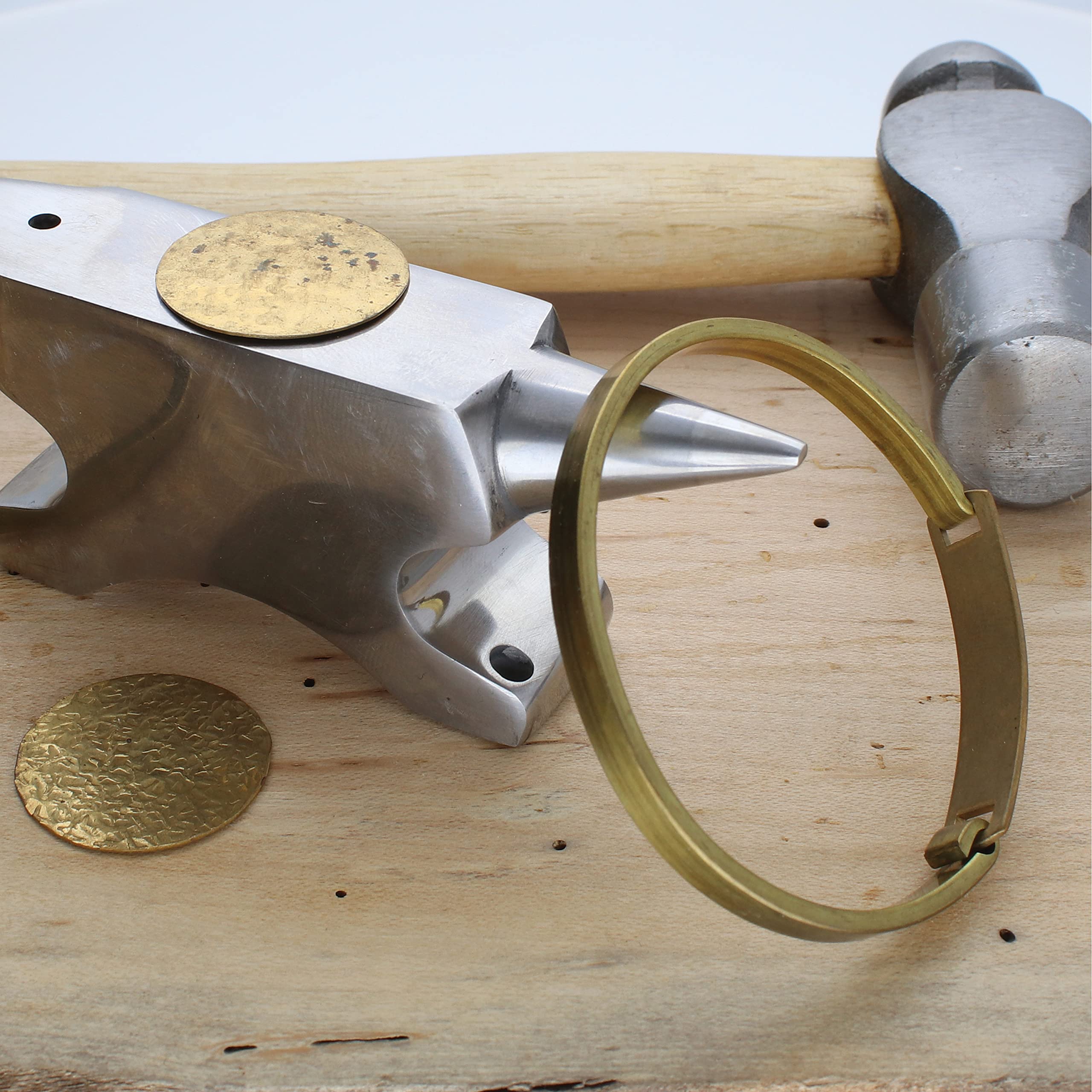 The Beadsmith Dual-Ended Horn Anvil – Mini Size 2.5 x 1 x 1.5 inches – 118mm Tip to Tip – 13.11oz/0.82lbs – Made of Solid Stainless Steel – Flat Horn and Rounded Horn – Use for Hardening Wire Designs