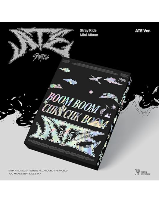 Stray Kids - KARMA[CLEAR SAPPHIRE VINYL] - Amazon.com Music