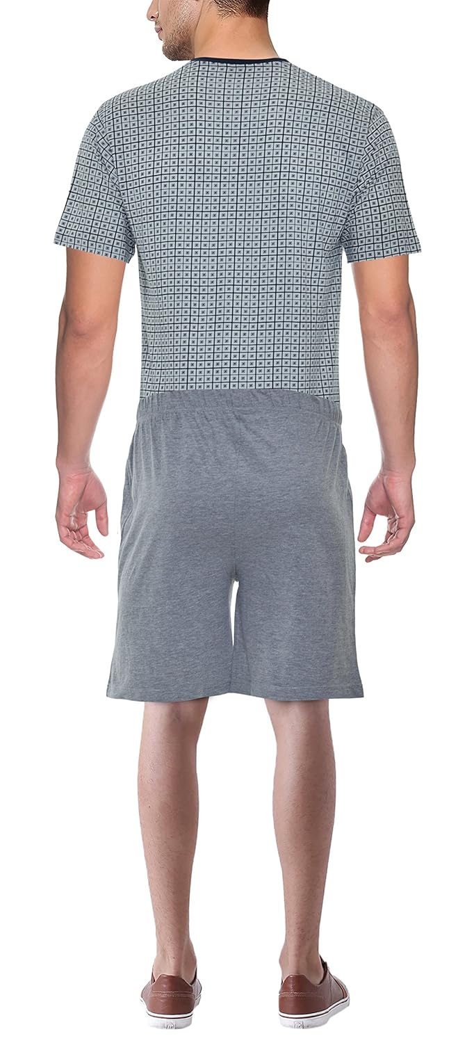 irge men's t-shirt & shorts