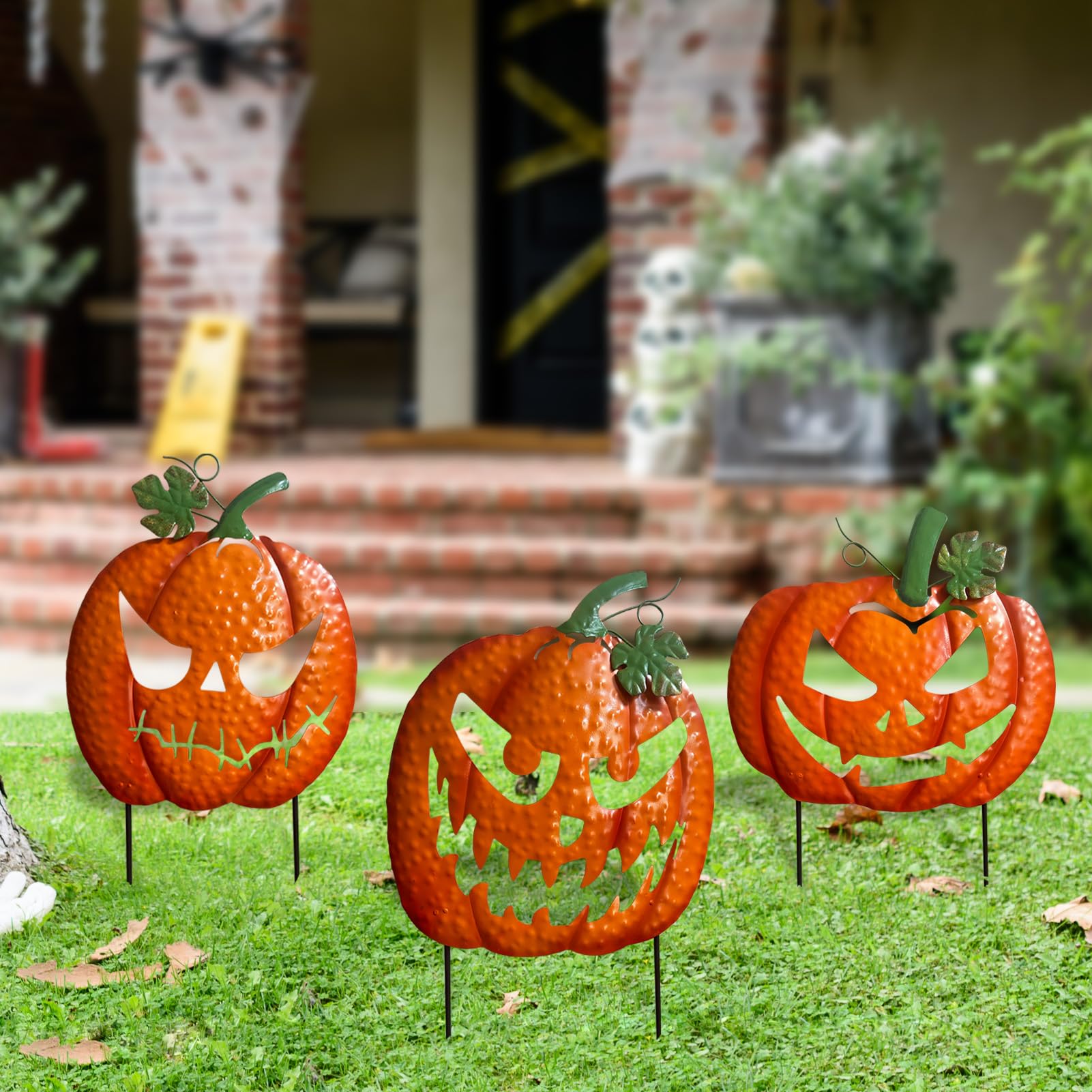 HUTHDAK Metal Pumpkin Halloween Garden Stakes,Set of 3 Halloween LED ...