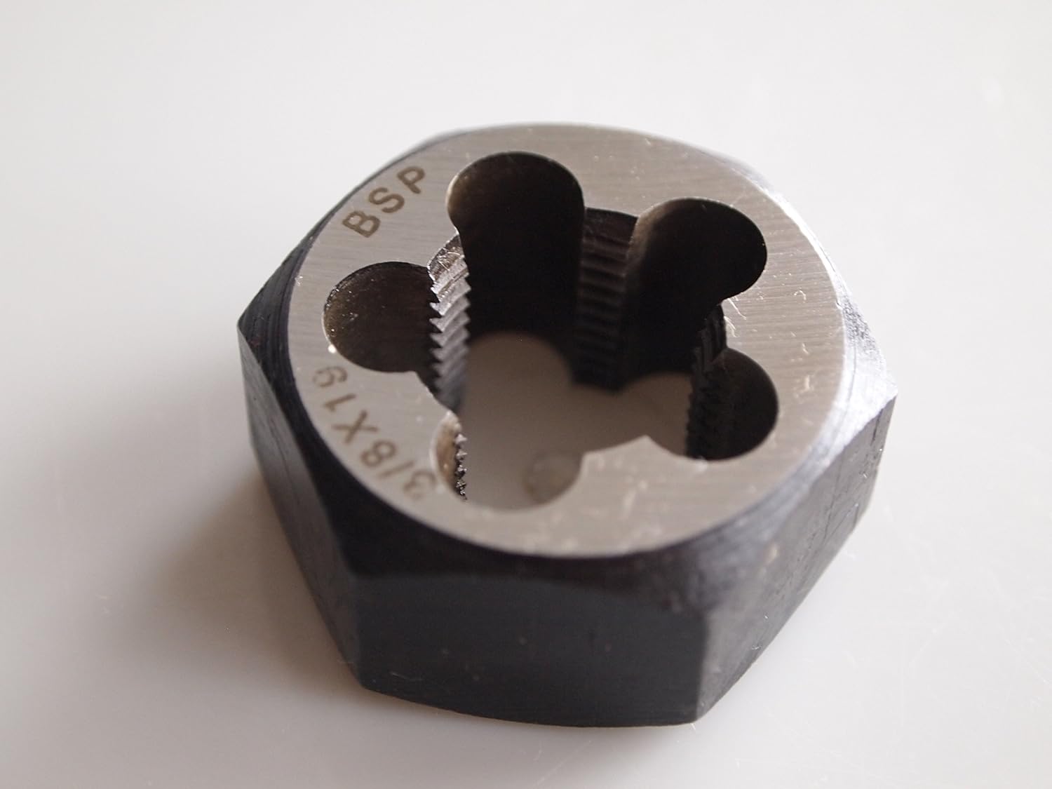BSP Solid Hexagon DIE NUT 3/8" 1/8" / New (1/8") Amazon.co.uk DIY & Tools