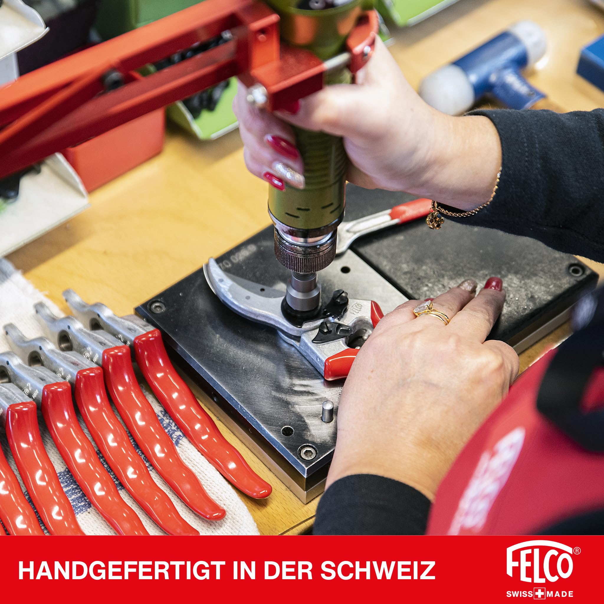 FELCO 2 professionelle Bypass-Gartenschere für Rechtshänder, 41 mm gehärtete Stahlklinge, geschmiedete Aluminiumgriffe, robustes Werkzeug für mittelgroße bis große Hände, 25 mm Schnitt, Swiss Made 7