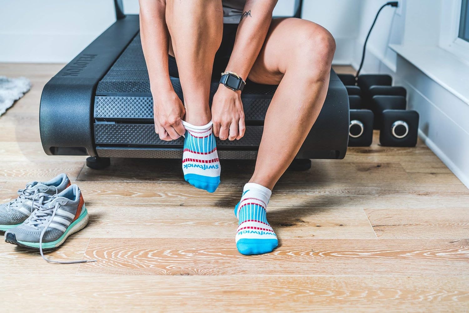 Swiftwick- ASPIRE ZERO Running Socks & Cycling Socks, Wicking, No-show, Mens & Womens: Clothing