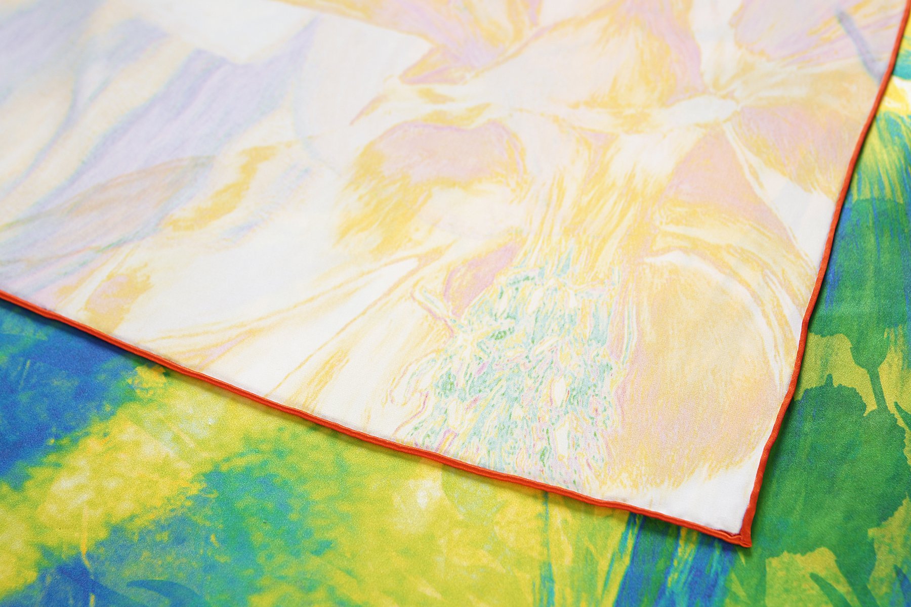 100% Silk Scarf Hand Painted with Hand Rolled Edge Wrap for women 16mm collection 11 printing patterns in stock 100% Silk Scarf Hand Painted with Hand Rolled Edge Wrap for women 16mm collection 11 printing patterns in stock