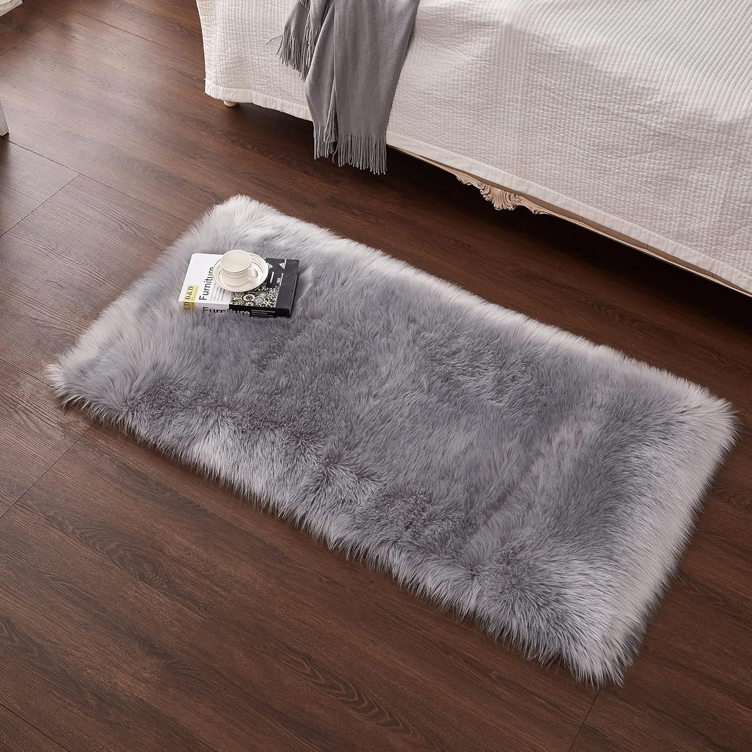 Cumay Super Soft Fluffy Faux Sheepskin Rug, Shaggy Silky Plush Carpet For Bedrooms Rugs Living Room Kids Rooms Decor Bedside Rugs (Gray, 27.5 x 53.1 inch)