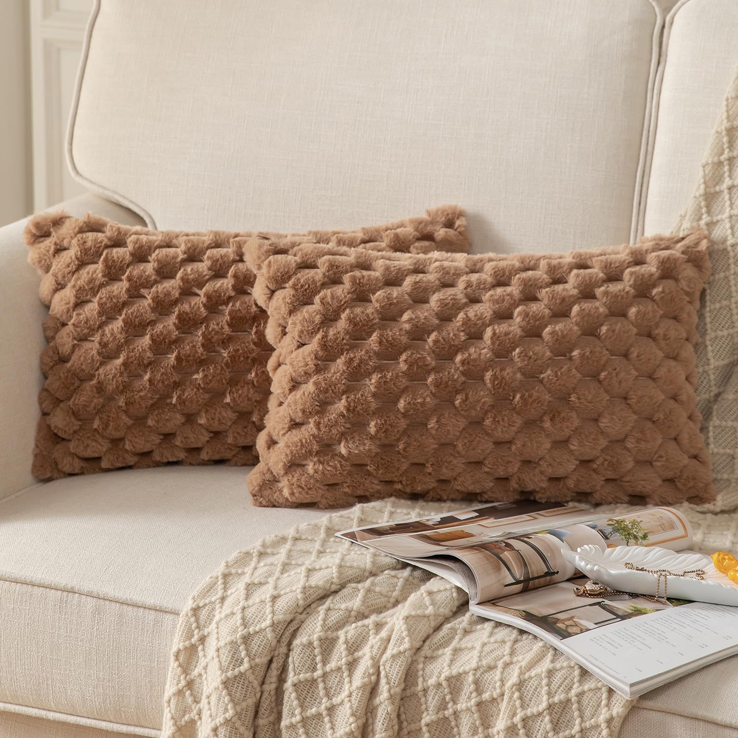 Mandioo Pack of 2 Brown Super Soft Plush Decorative Cushion Covers 12x20 inch 30x50 cm Wool Velvet Throw Pillow Covers cases Faux Fur fluffy Couch Sofa Bed Livingroom